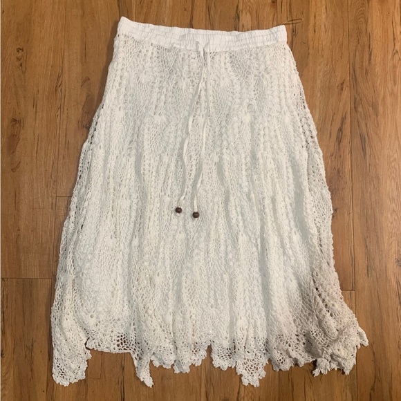 White crochet boho skirt - Picture 1 of 4